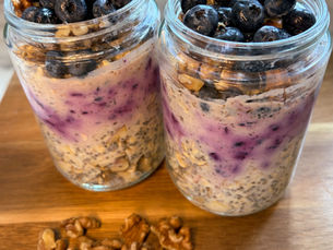 Blueberry Peach Parfait Overnight Oats