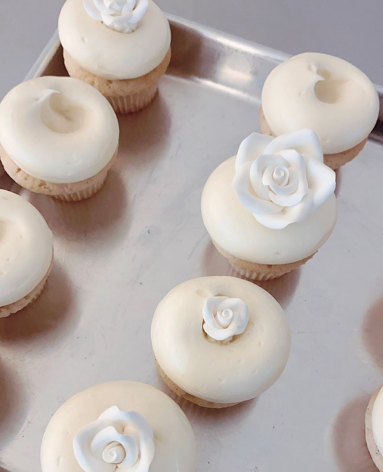 WEDDING VANILLA DOZEN