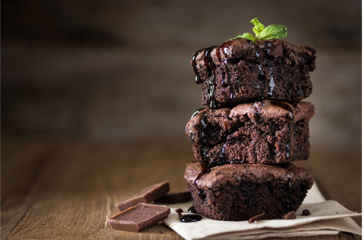 CHOCOLATE BROWNIE