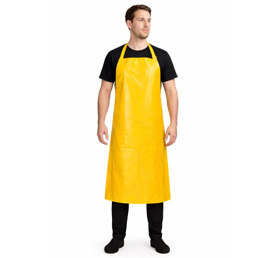 איש צוות בקצביה לבוש סינר PVC צהוב רב פעמי להגנה מפני נתזים ולכלוך