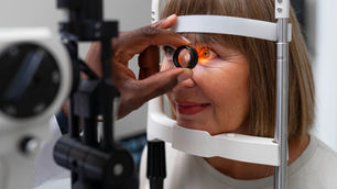 Abril Marrom chama a atenção para prevenção de doenças oculares
