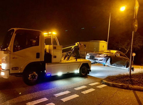 八逹拖車 救車 - 香港24小時拖吊服務、車輛救援及路邊援助服務遍佈香港 - 90221118