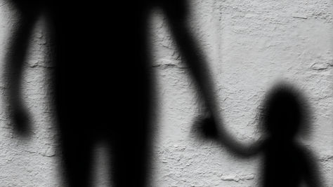 Agora é lei: sequestro e tráfico de crianças passam a ser considerados crimes hediondos no Brasil