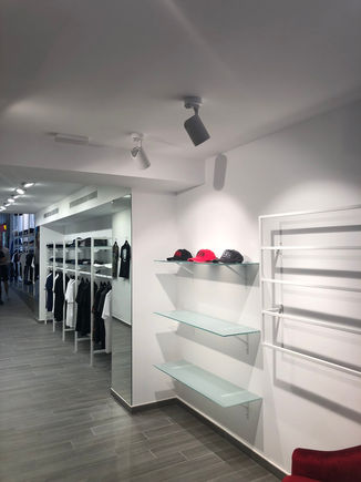 Proyecto reforma local moda. D Vine