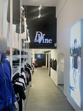 Proyecto reforma local moda. D Vine