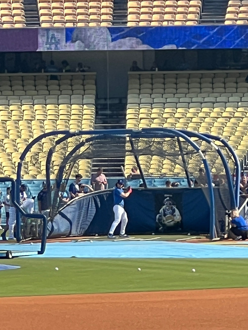 サムネイル： ドジャースタジアム送迎／優先入場特典付き