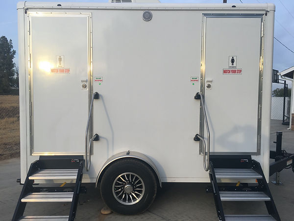 2 Stall Luxury for upto 100 guests.