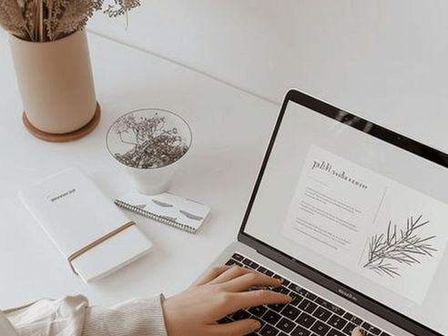 Empowering Women: How to Thrive in Your Own Business and Embrace Your Success! 🛠️