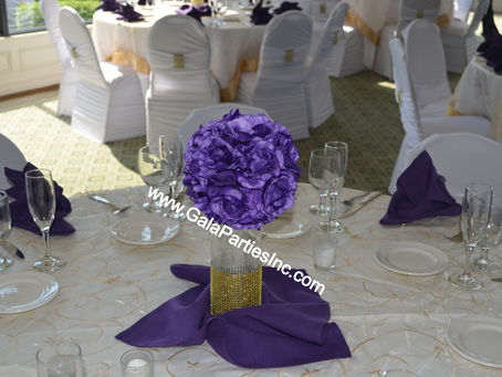 DIY Kissing Ball Centerpieces