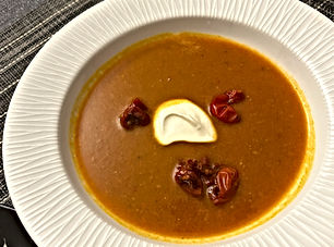 Lentil and roasted tomato soup with saffron