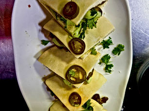 Mushroom shawarma with tahini sauce