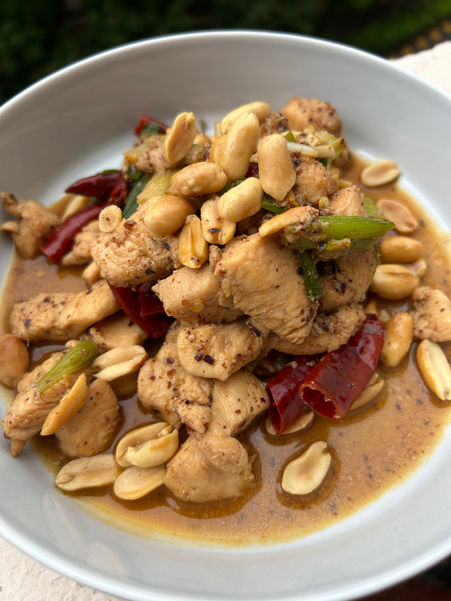 Sichuan Gong bo chicken ( Gong bo ji ding)