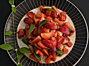 Thai spicy strawberry salad