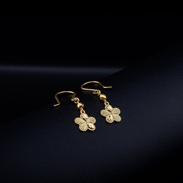 Clover drop earrings in 24k gold