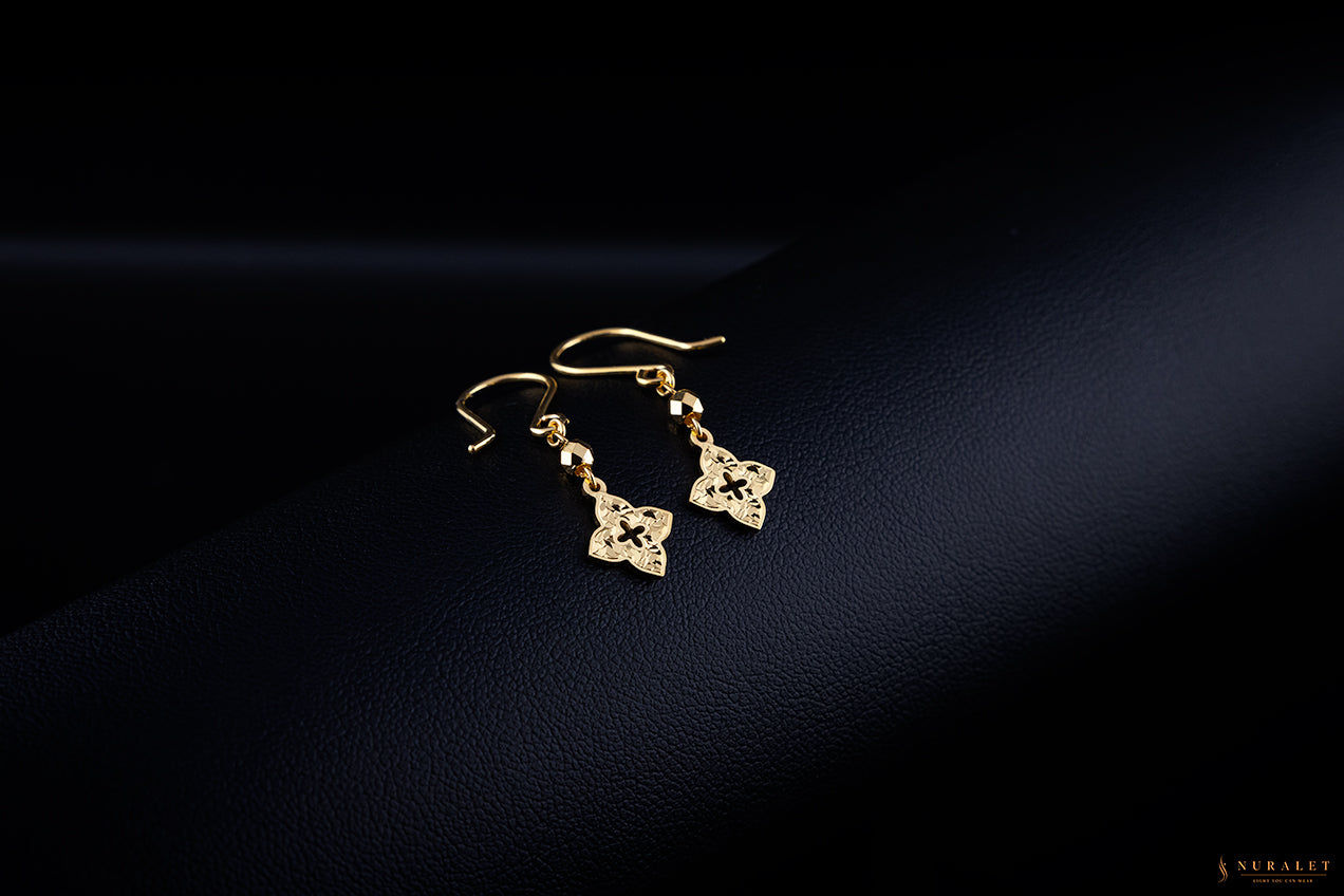 Floral cutout drop earrings in 24k gold