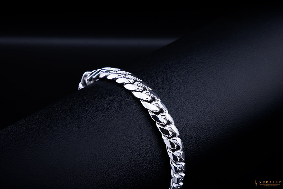 Miami Cuban link bracelet in solid platinum