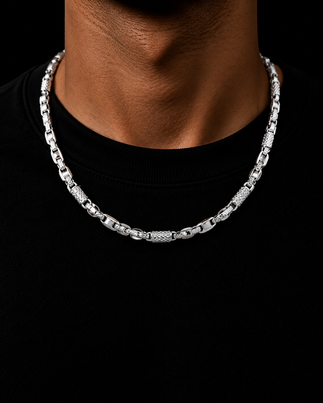 Mariner anchor chain in platinum, worn
