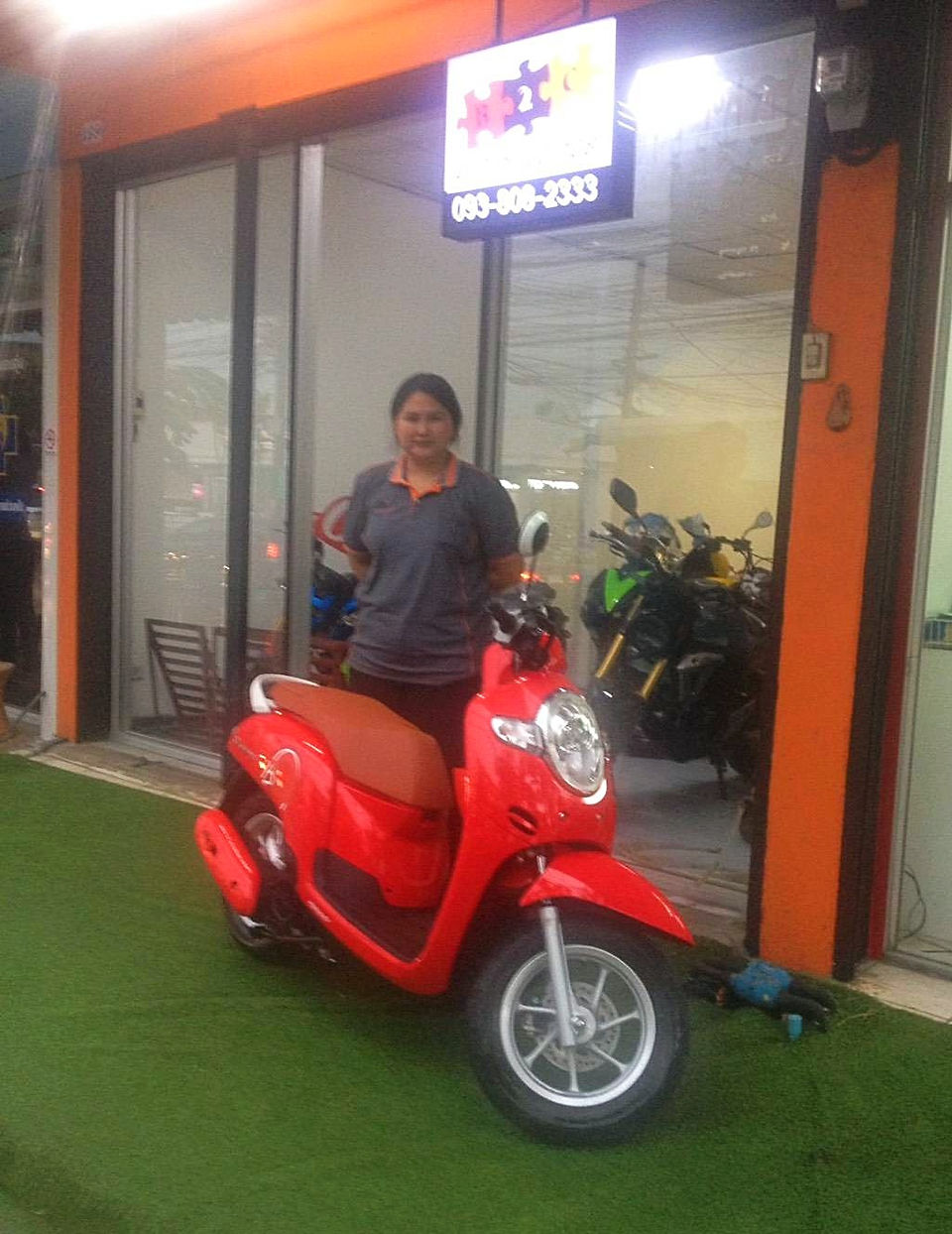 sts-kaset-scoopy-club12-red_edited
