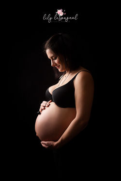 Lily Lespagnol Studio Photos