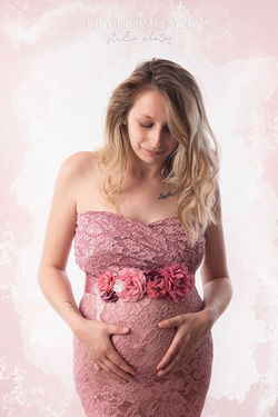 Lily Lespagnol Studio Photos