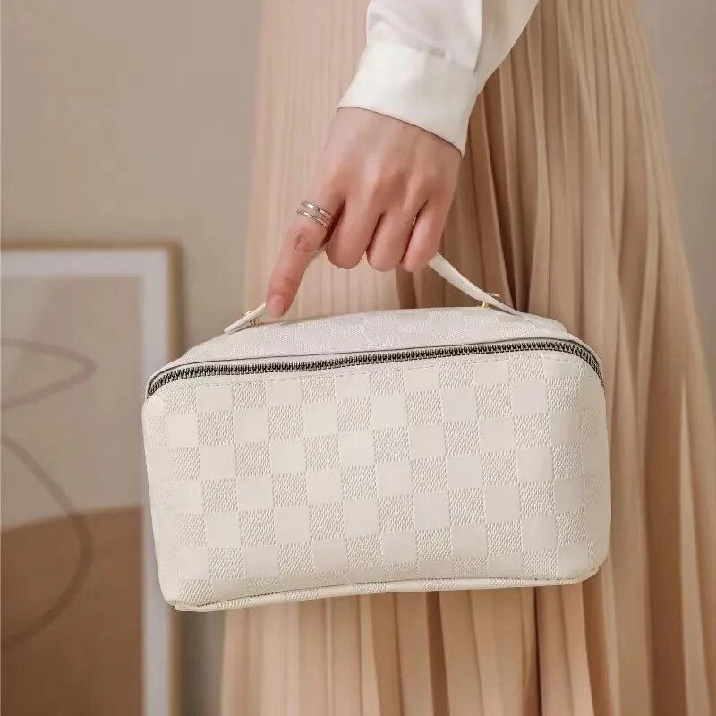 Thumbnail: Leather Large Capacity Travel Cosmetic Bag Portable Women Makeup Case Waterproo