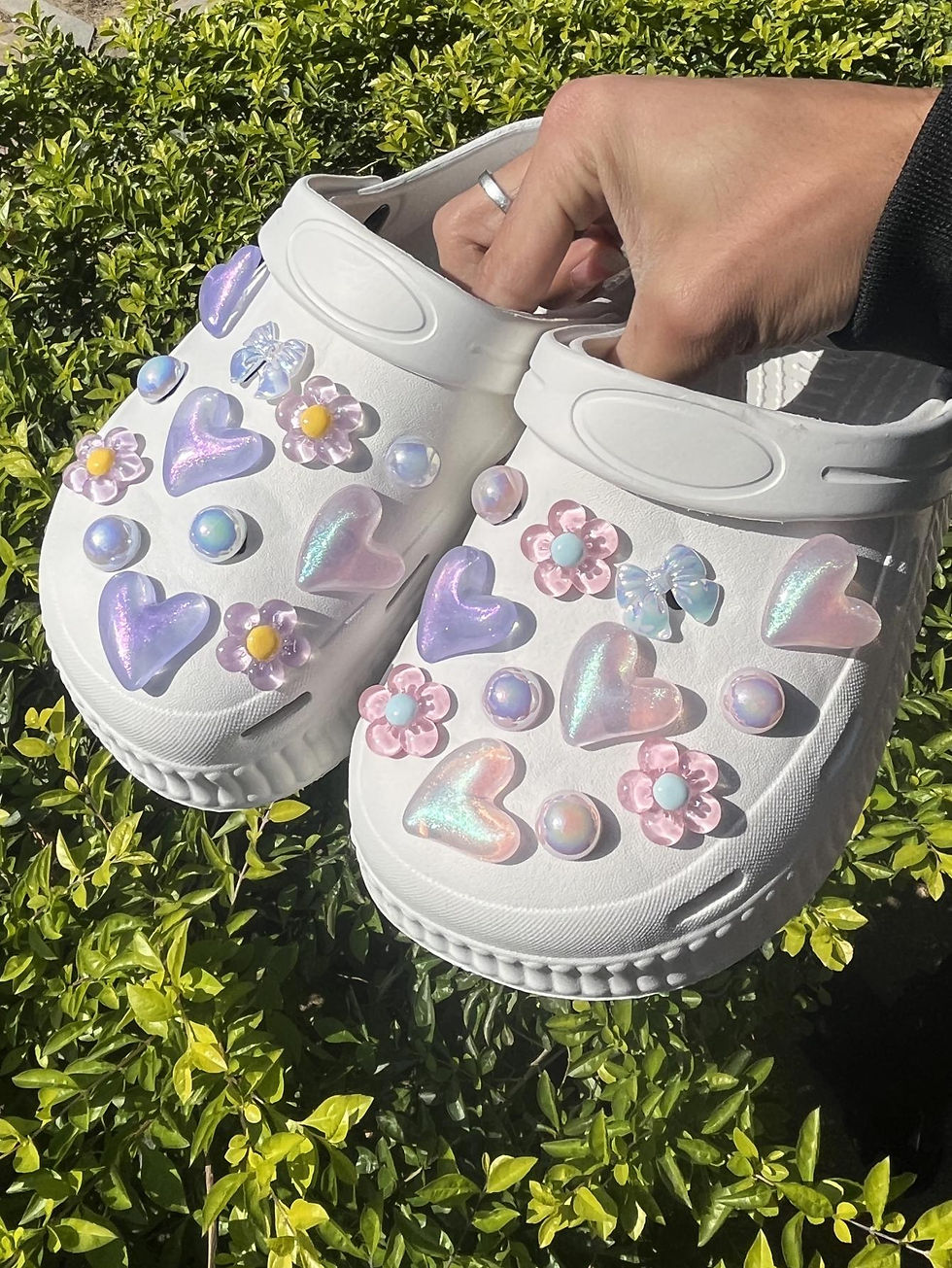 Thumbnail: 24pcs/Set Cute Heart Design Shoes Charms With Detachable Flower Buckle For Gard