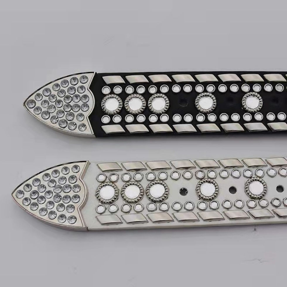 ภาพขนาดย่อ: Punk Style Slim Jeans With Metal Decoration