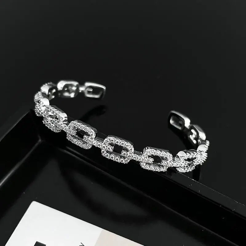 Thumbnail: 2024 New Korean Bangle Luxury Bracelet Elegant Fashion Europe and America Simpl