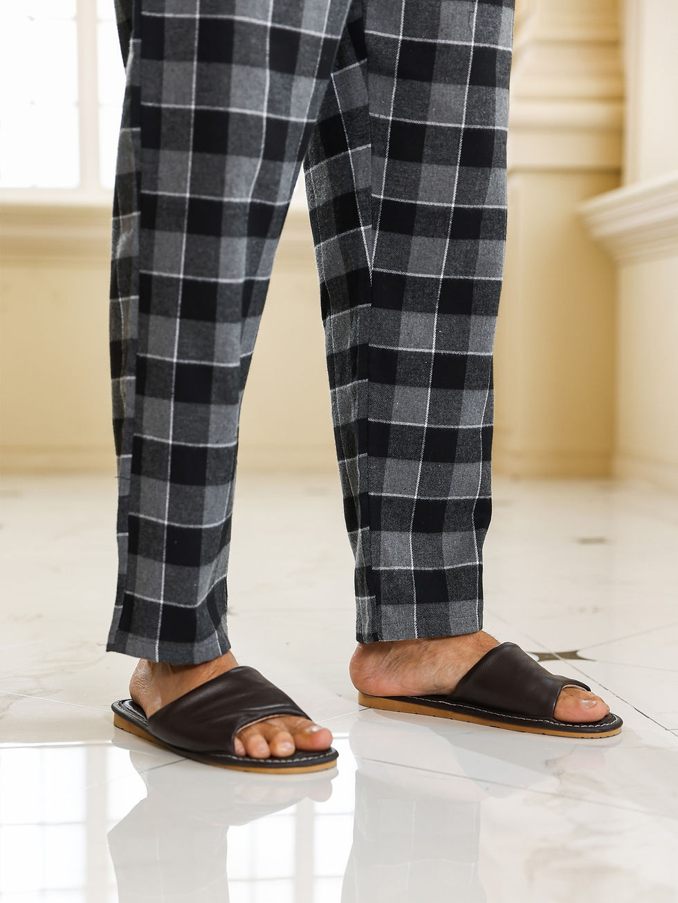Thumbnail: Men Plaid Print Tee & Pants & Shorts PJ Set / Pajama Set