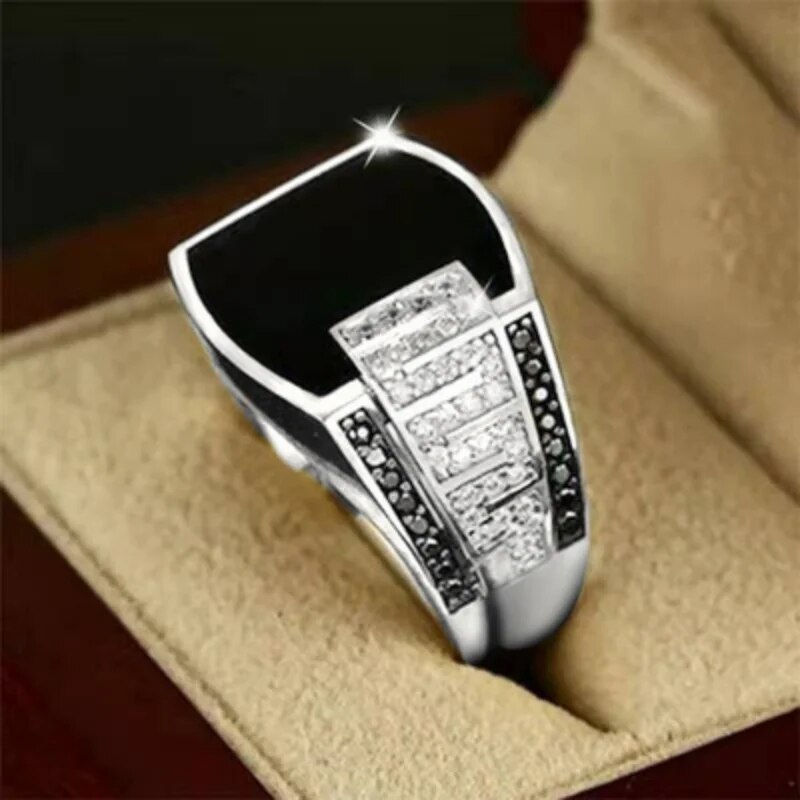 Miniatura: Classic Men's Ring Fashion Metal Gold Color Inlaid Black Stone Zircon Punk Ring