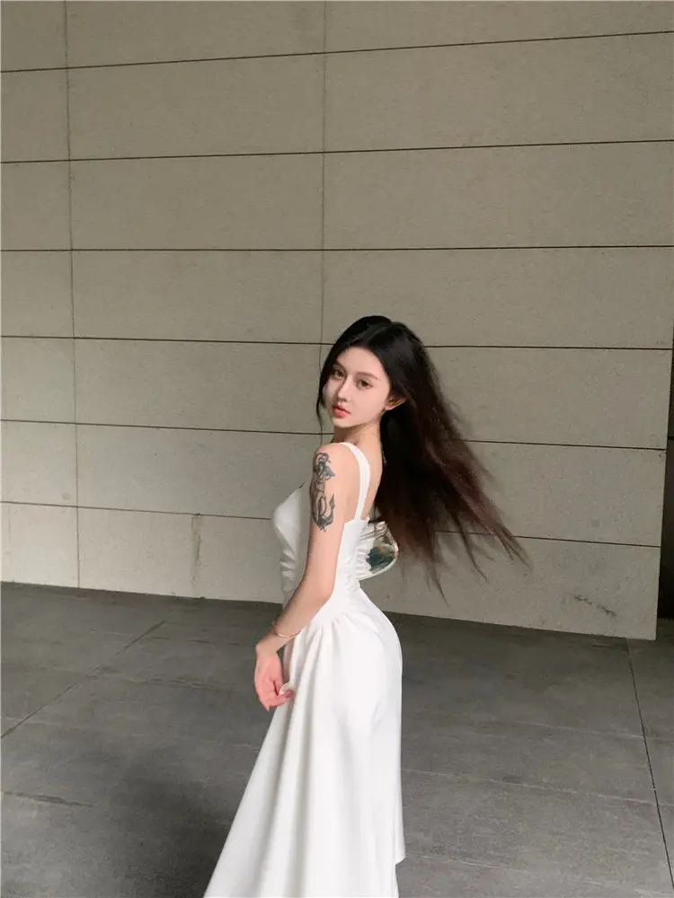 Miniatura: Summer Selected Black and White Strap Dress Slim Fit Waist-Tied Long Dress Show