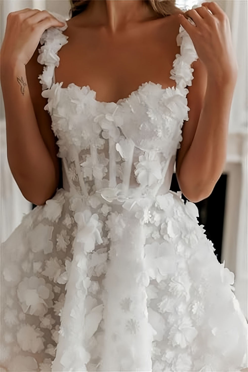 Thumbnail: Mini Prom Dresses Flower Lace Embroidery Evening Dress Lace Mini Short Wedding