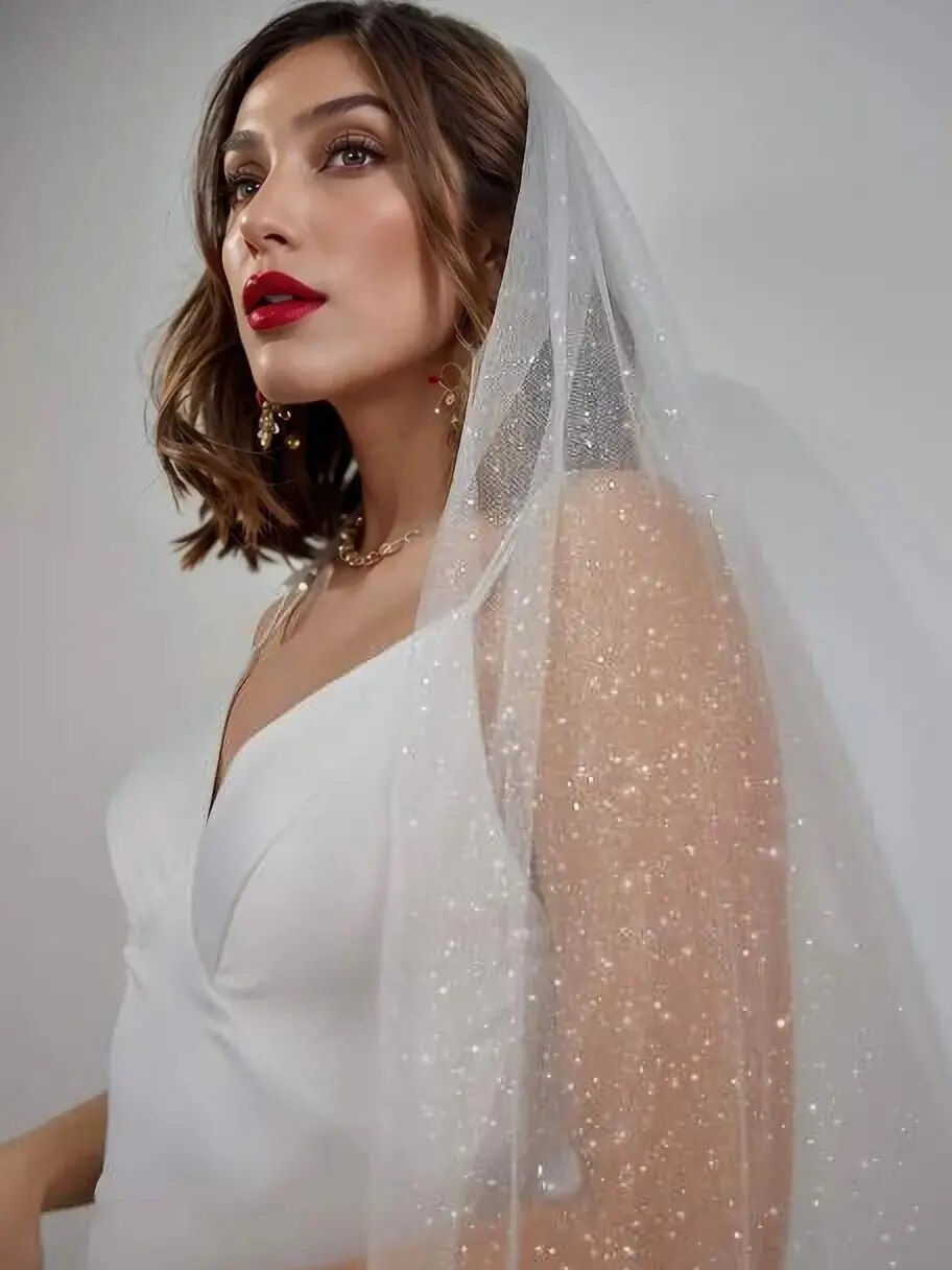 Miniatura: V101 Long Sparkling Bridal Veil Luxury Shine Wedding Veil in Golden Hues with S