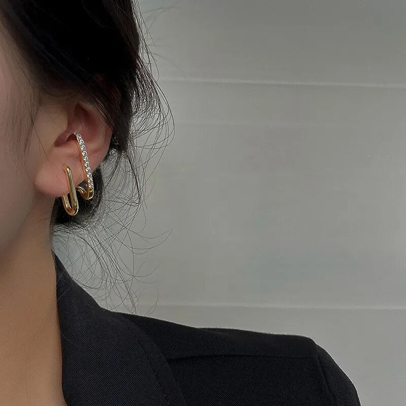 Thumbnail: 2023 New Bright Crystal Luxury Korean Unusual Claw Stud Earrings Ear Piercing H