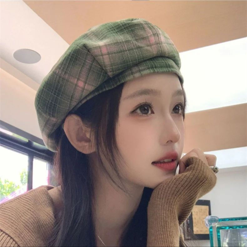 Miniature : Fresh Brushed Plaid Beret Girls Fashion Painter Hat Literary Show Face Small Ne