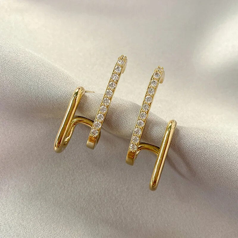 Thumbnail: 2023 New Bright Crystal Luxury Korean Unusual Claw Stud Earrings Ear Piercing H