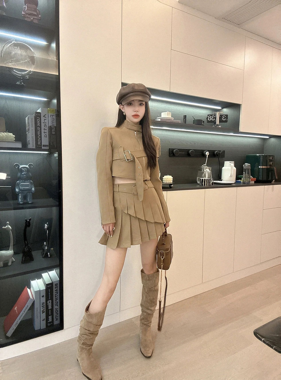 Indexkép: Women's Oblique Zipper Lace-up Cutout Pleated Skirt Suit