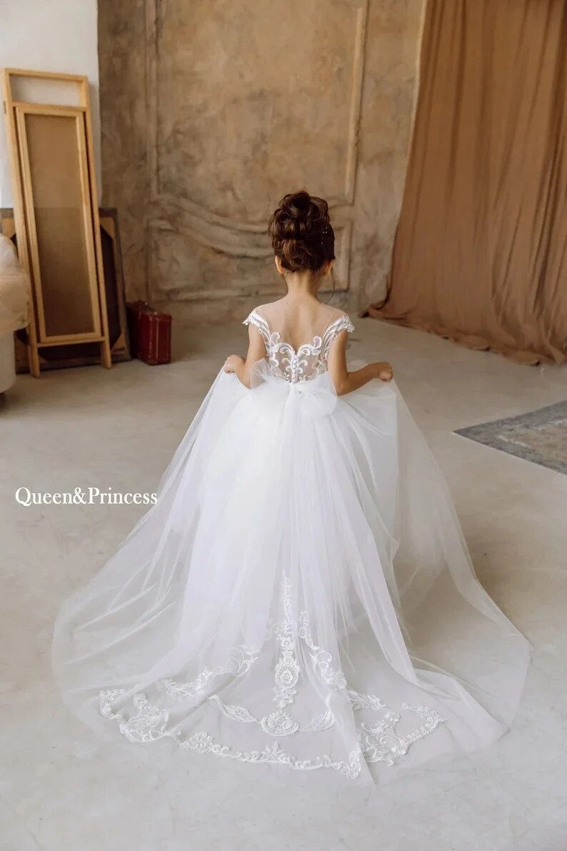 Thumbnail: FATAPAESE Girl Dress For Wedding Lace Appqulies Tulle Skirt White Ivory Ball Go