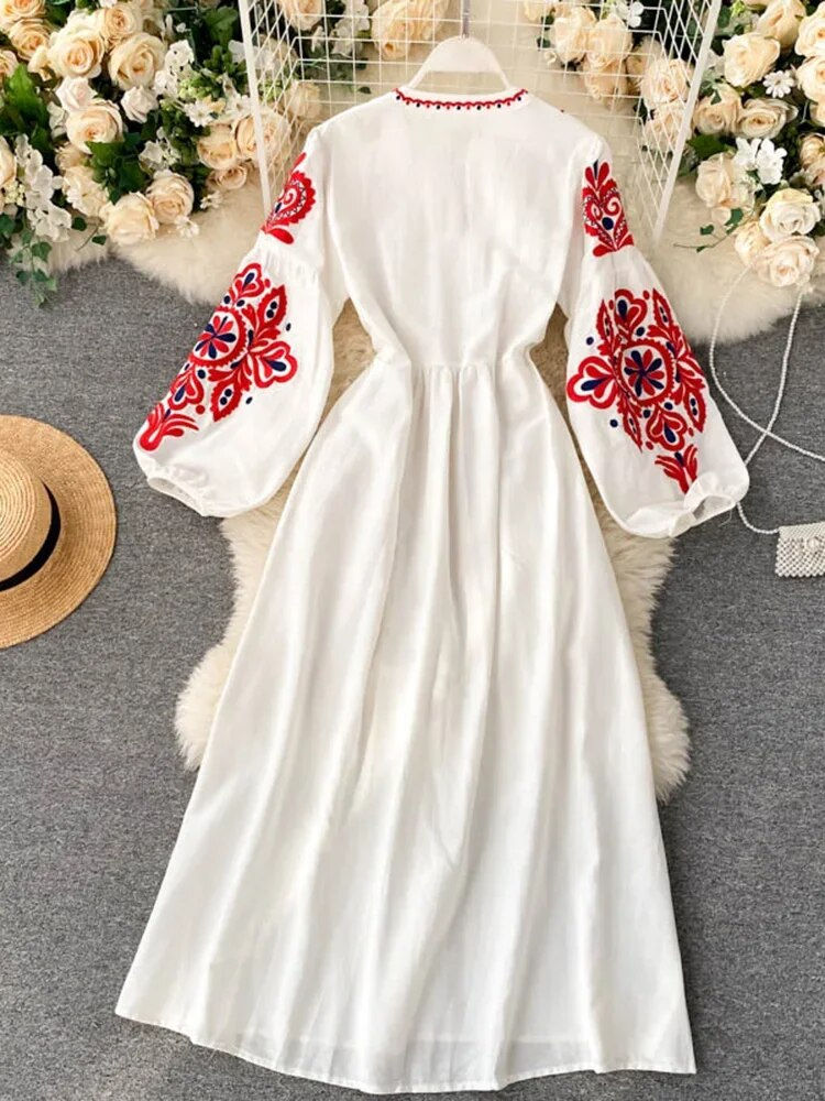 Miniatura: Women Autumn Dresses Bohemian Embroidered Flower O-Neck Lantern Sleeve High Wai