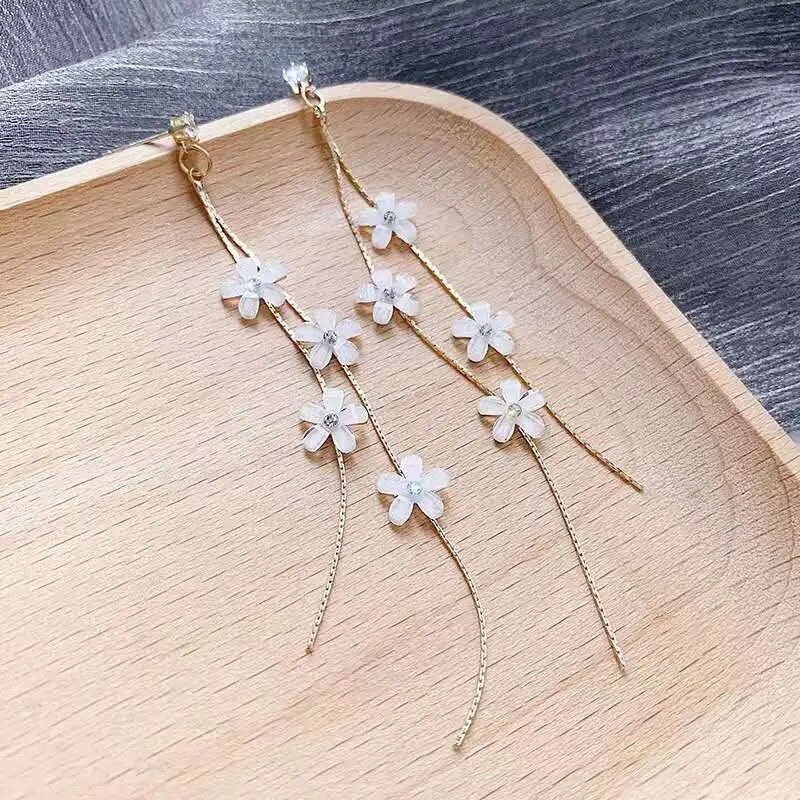 Miniatura: Retro Classic Wine Red Flowers Tassel Earrings For Women Temperament Long Penda