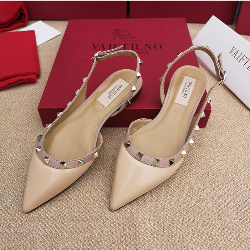 Thumbnail: Leather Pointed Flat Shoes 2024 Summer New High-Quality Rivet Women's Sandals H