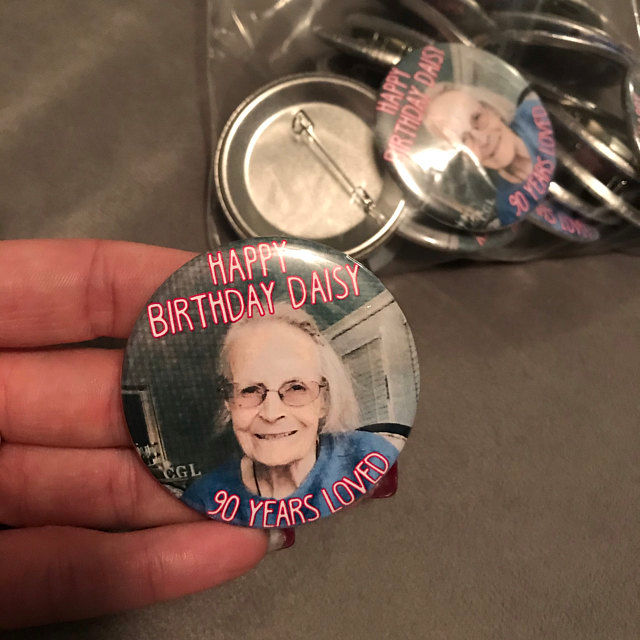 Miniature : Personalized Custom Any Photot Pins Brooche For Women Men Gifts Cartoon Charact