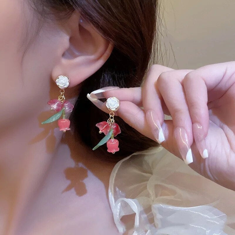 섬네일: Retro Classic Wine Red Flowers Tassel Earrings For Women Temperament Long Penda