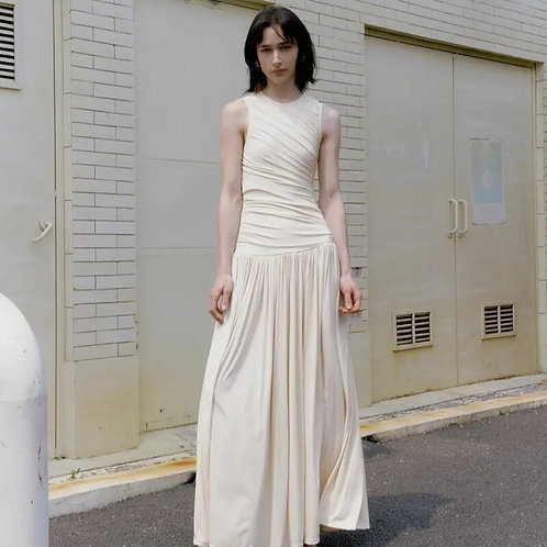 White Dress Women'S Summer 2023 New Design Sense Pleated Round Neck Sleeveless