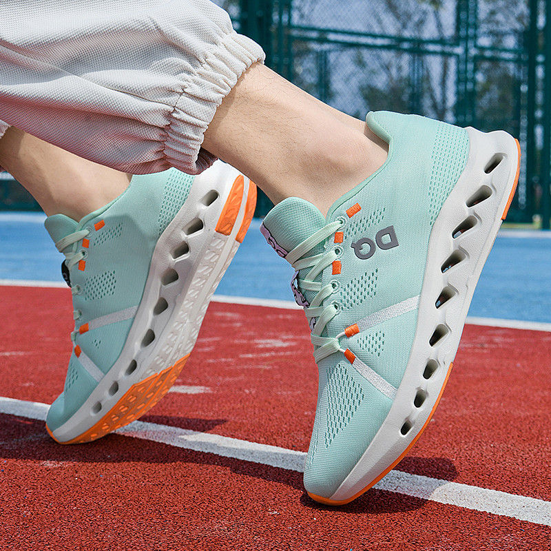 Thumbnail: Summer fashion trend sports shoes with cushioning and rebound casual men's and 