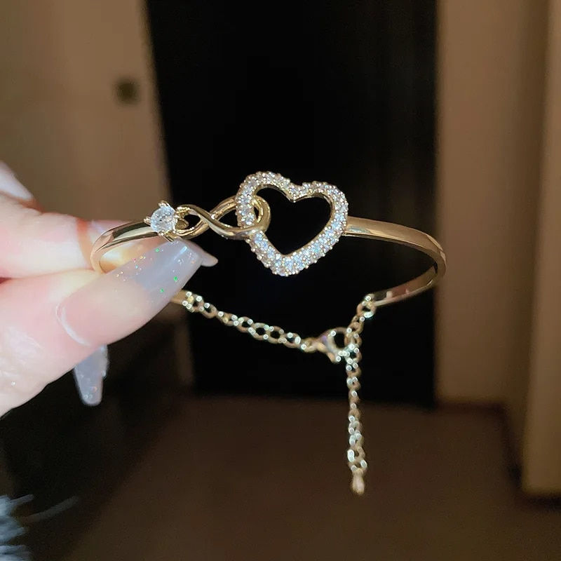 Thumbnail: 2024 New Korean Bangle Luxury Bracelet Elegant Fashion Europe and America Simpl
