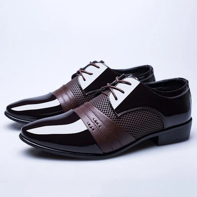 Thumbnail: Fashion New British Men's Leather Shoes Classic Man Pointed Toe Formal Wedding