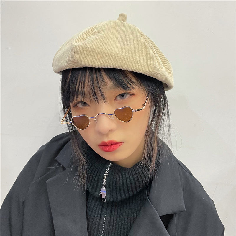 Super Small Love Sunglasses Female Ins Street Shot Korean Version