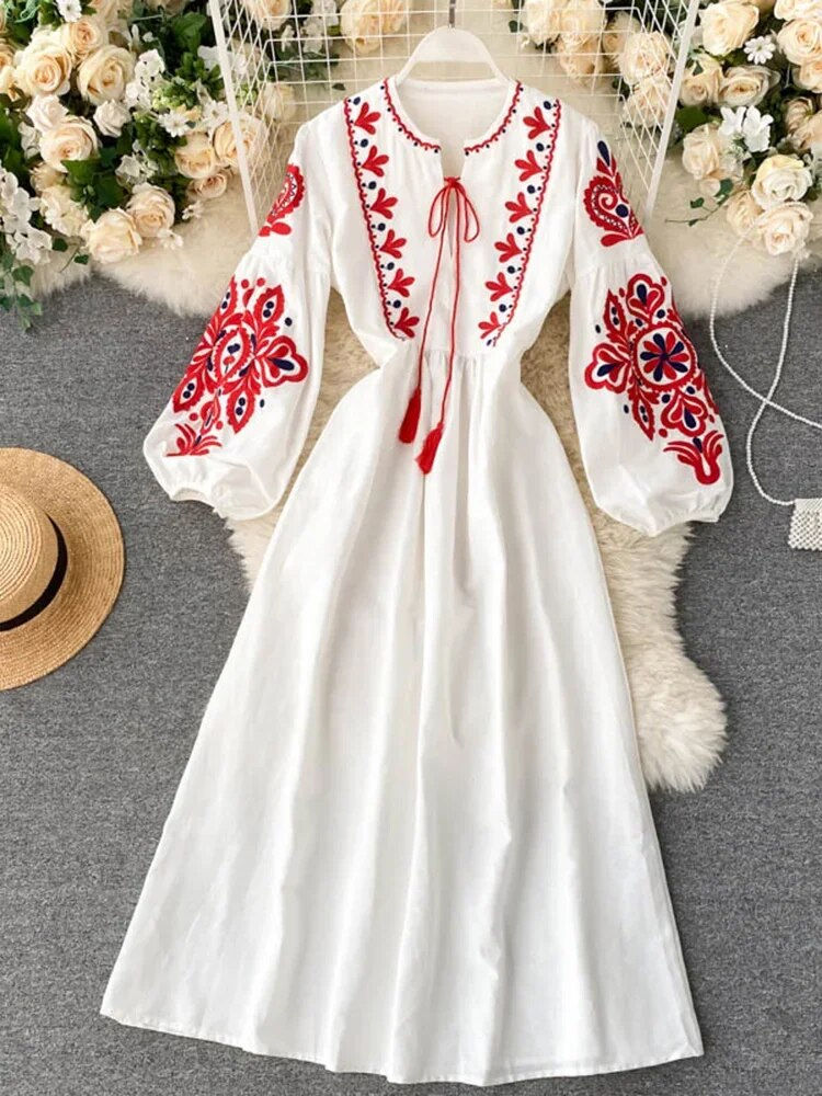 Miniatura: Women Autumn Dresses Bohemian Embroidered Flower O-Neck Lantern Sleeve High Wai