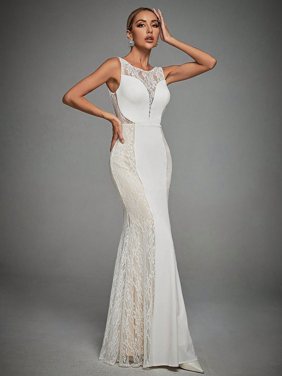 Thumbnail: Contrast Lace Mermaid Hem Wedding Dress